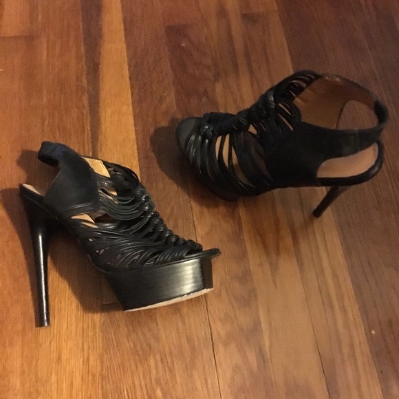 LAMB Charisma II Heels - Picture 4 of 4